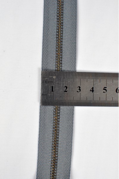 ZIP057 1號拉鏈 成衣單頭拉鏈款式  紅古銅牙拉鏈款式   密尾拉鏈 不設單獨拉鍊訂購 後面照